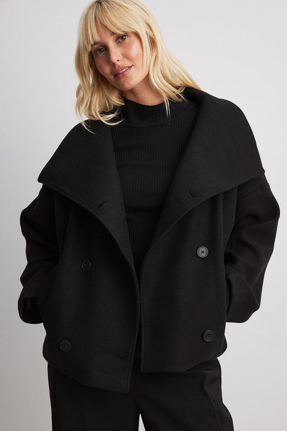 Elegant Autumn Trenchcoat