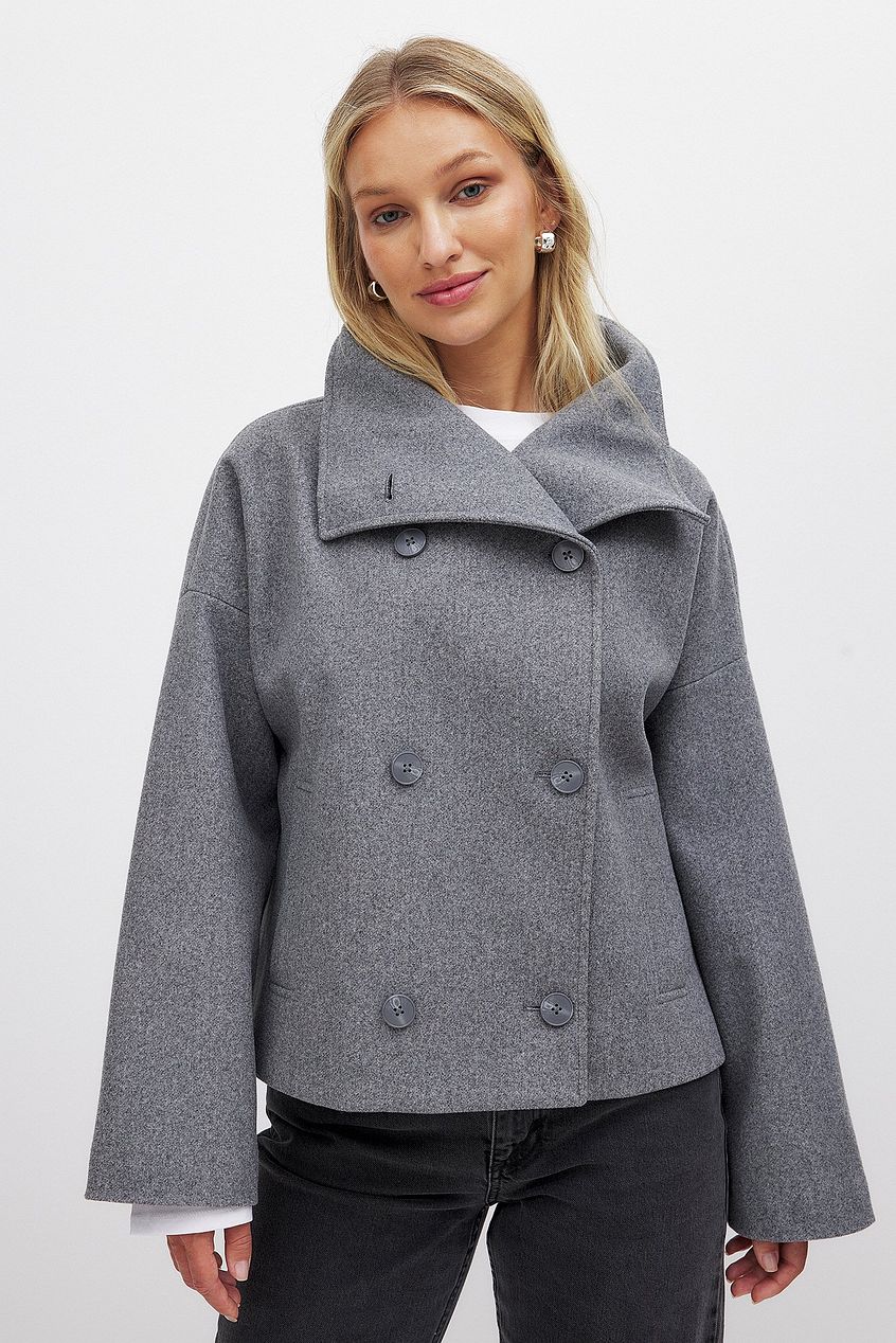Elegant Autumn Trenchcoat